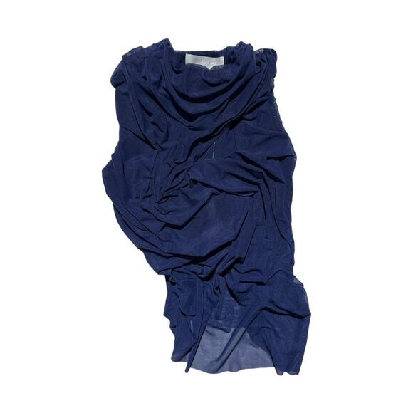 Di petsa “Wet” look one shoulder crop top - Picture 1 of 2